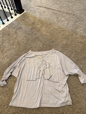 Mickey Mouse outline 3 quarter length shirt